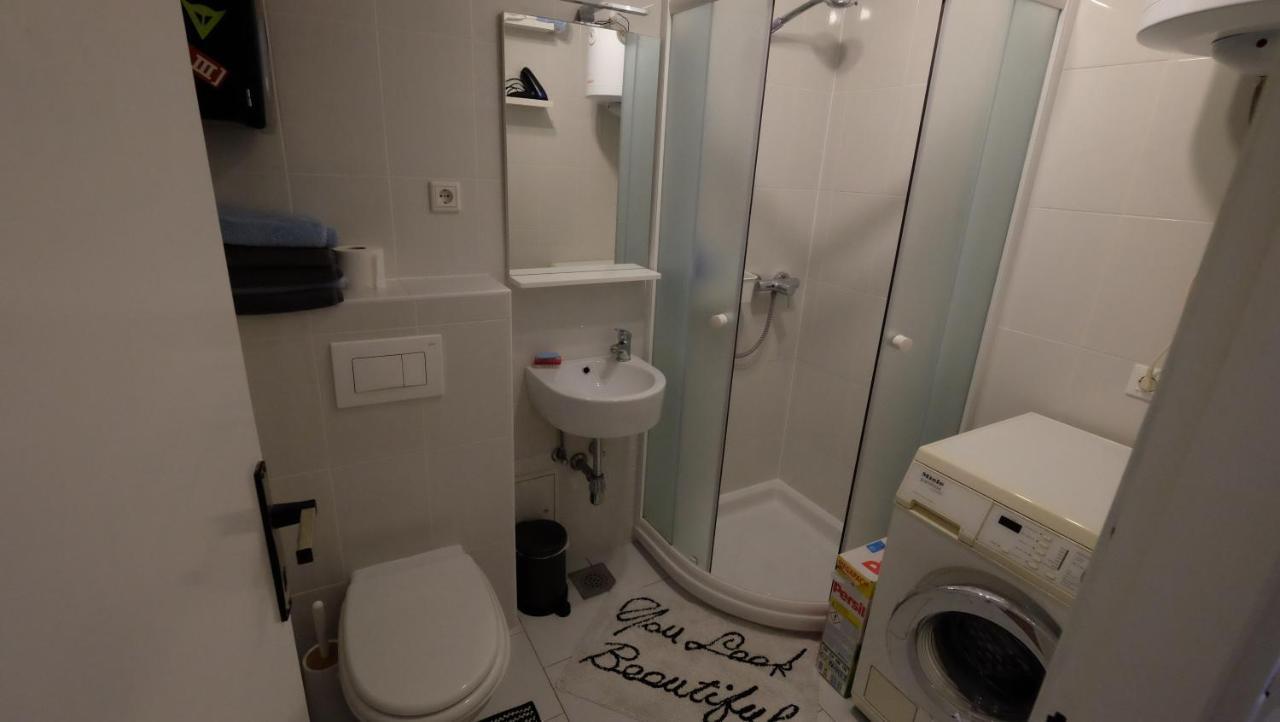 Apartman Patrick Porec Bagian luar foto